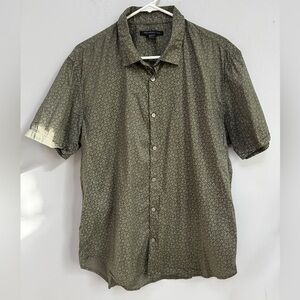 John Varvatos Olive Green Men’s Short Sleeve Button Up Shirt in Large